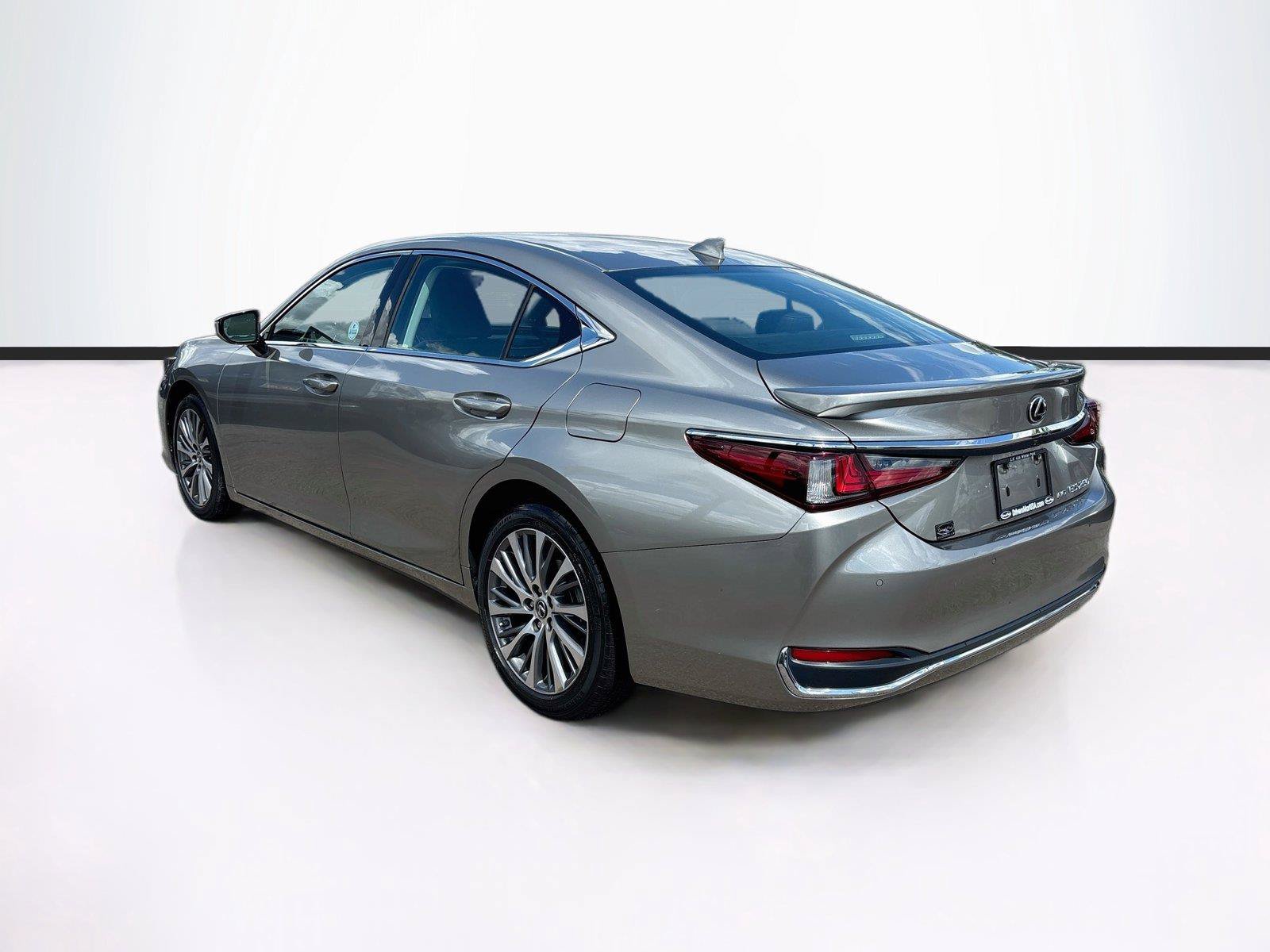 Used 2021 Lexus ES 250 w/ Premium Package AWD/4WD image 5