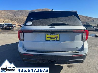 New 2026 Ford Explorer ST-Line w/ ST-Line Street Pack