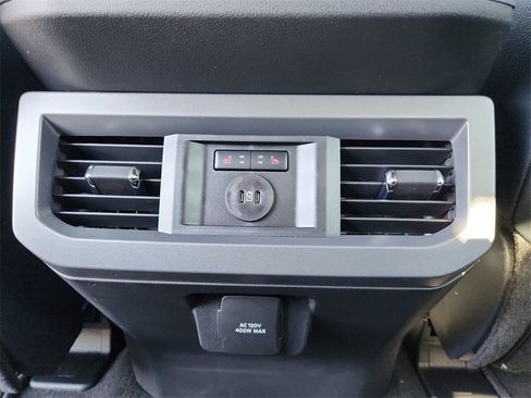 New 2025 Ford F250 Lariat w/ Lariat Ultimate Package image 21