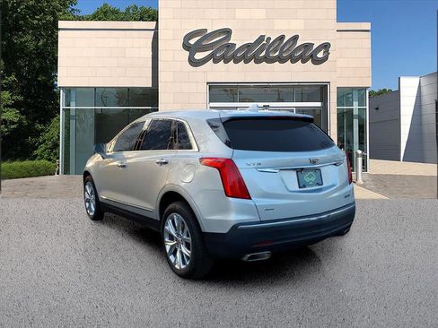 Used 2017 Cadillac XT5 Luxury w/ Driver Awareness Package image 3