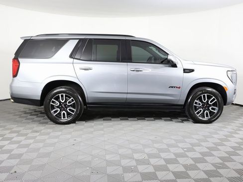 Used 2024 GMC Yukon AT4 w/ AT4 Premium Package image 4