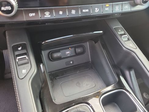 Used 2021 Kia Telluride EX w/ EX Premium Package image 28