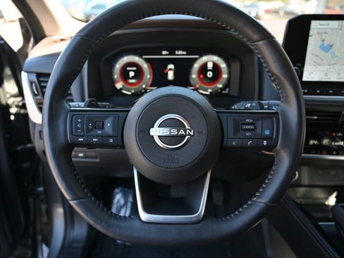 Used 2023 Nissan Rogue Platinum w/ Platinum Premium Package AWD/4WD image 24