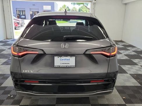 Certified 2025 Honda HR-V EX-L image 5