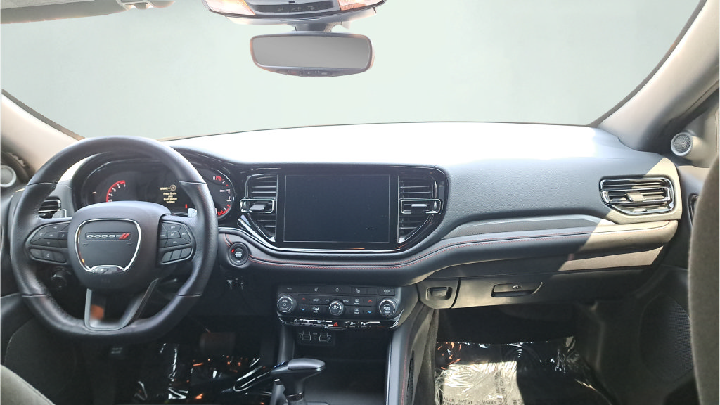 Used 2025 Dodge Durango GT w/ Blacktop Package AWD/4WD image 13
