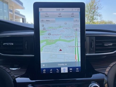 Used 2023 Ford Explorer Limited w/ Limited Technology Package image 32