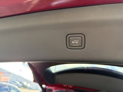 Certified 2021 Buick Enclave Essence w/ Sound and Sites Package image 33