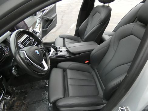 Used 2019 BMW 530i w/ Convenience Package image 53