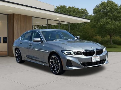 Used 2026 BMW 330i Sedan w/ Premium Package RWD image 6