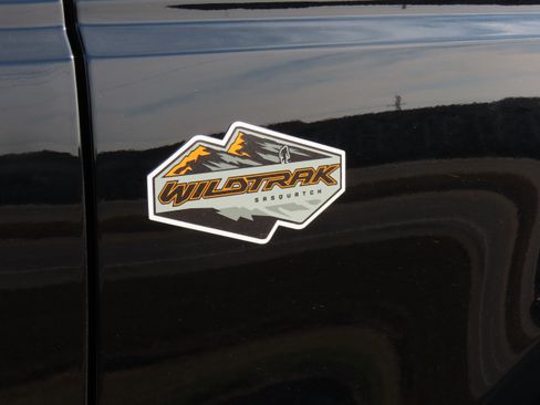 Used 2023 Ford Bronco Wildtrak image 9