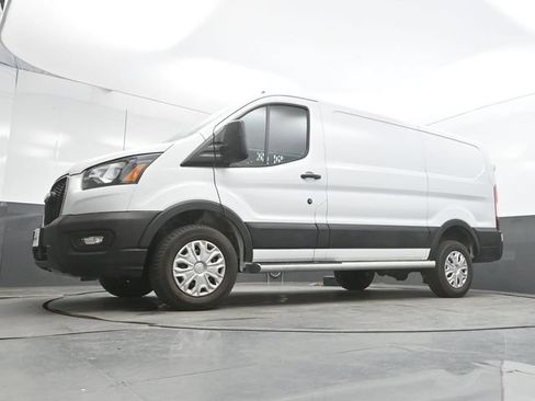 Used 2025 Ford Transit 250 Low Roof w/ Exterior Upgrade Package RWD image 39