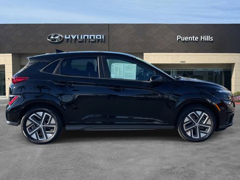 Certified 2023 Hyundai Kona SE image 3