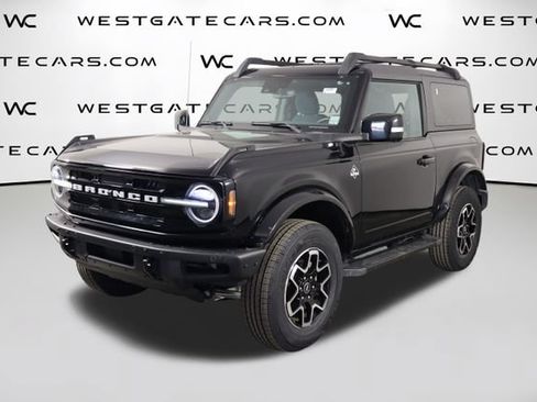 Used 2021 Ford Bronco Outer Banks AWD/4WD image 1