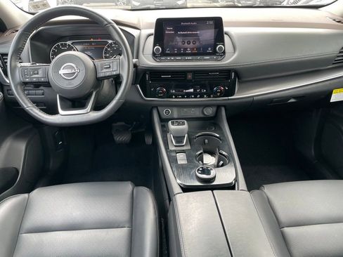 Certified 2021 Nissan Rogue SV w/ Premium Package AWD/4WD image 11