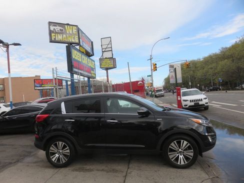 Used 2016 Kia Sportage EX w/ EX Premium Package AWD/4WD image 9