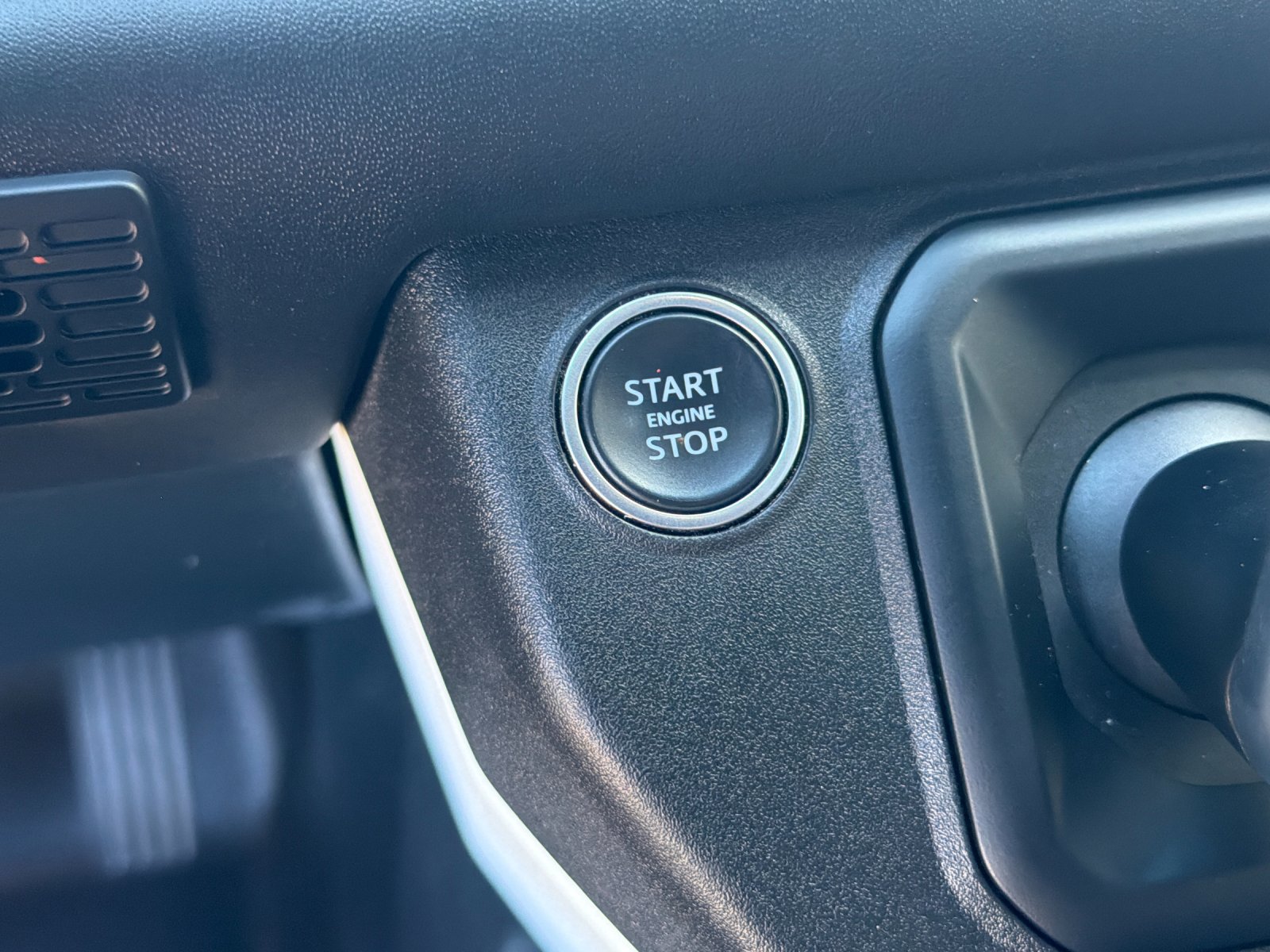 Used 2022 Land Rover Defender 110 X-Dynamic HSE AWD/4WD image 26