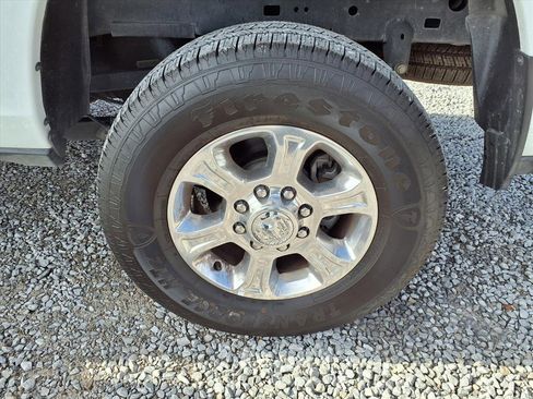 Used 2024 RAM 2500 Big Horn w/ Bed Utility Group image 39