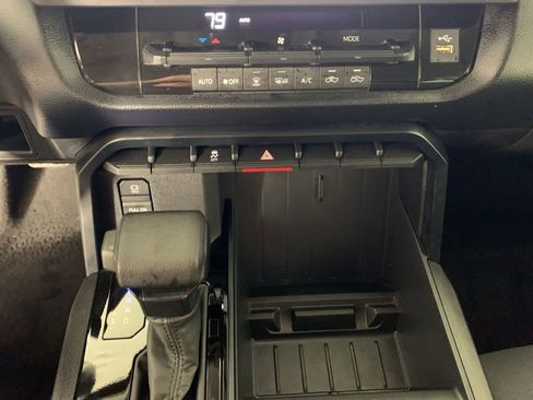 Used 2022 Toyota Tundra SR w/ SR Tow Package image 24