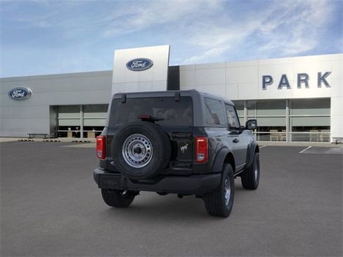 New 2025 Ford Bronco Base image 8