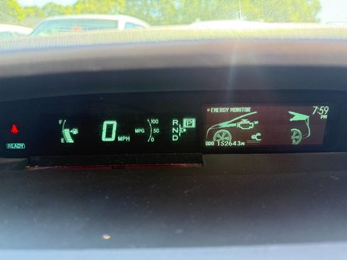 Used 2011 Toyota Prius Four w/ Navigation Pkg image 14