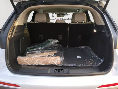 New 2026 Lincoln Corsair Premiere FWD image 22