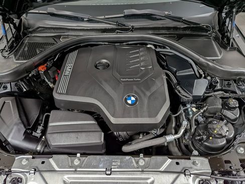 Used 2025 BMW 230i xDrive Coupe w/ M Sport Package AWD/4WD image 41