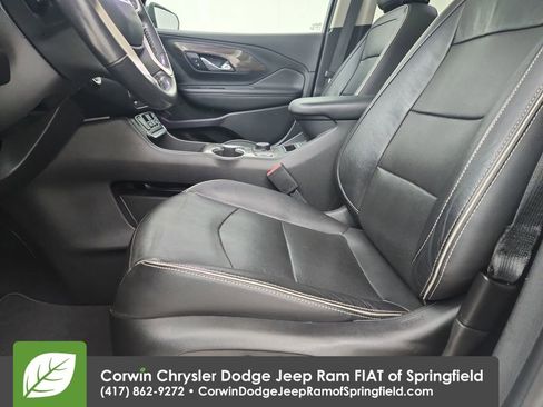 Used 2020 GMC Terrain Denali w/ Denali Premium Package FWD image 11