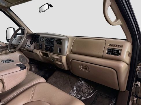 Used 1999 Ford F250 Lariat AWD/4WD image 25