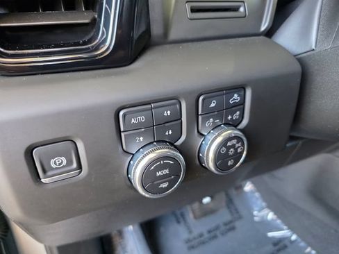 Used 2025 GMC Sierra 1500 AT4 AWD/4WD image 26