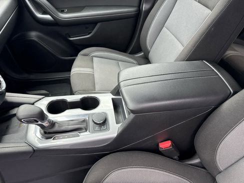 Certified 2025 Chevrolet Blazer LT w/ Convenience Package FWD image 22