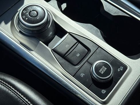 Certified 2023 Ford Explorer XLT w/ Equipment Group 202A image 28