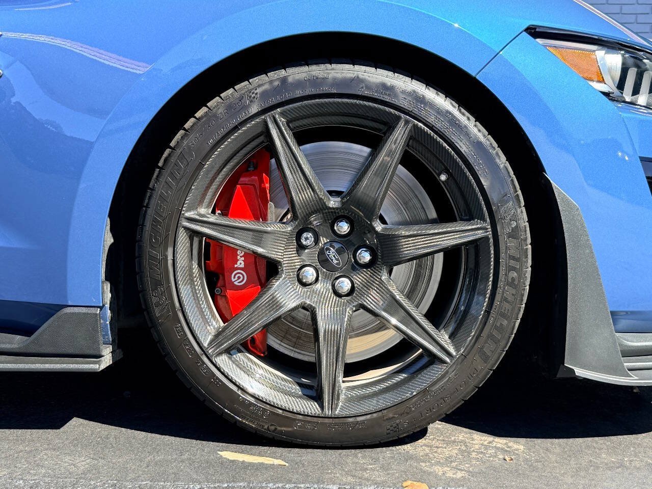 Used 2020 Ford Mustang Shelby GT500 w/ Carbon Fiber Track Pack RWD image 14