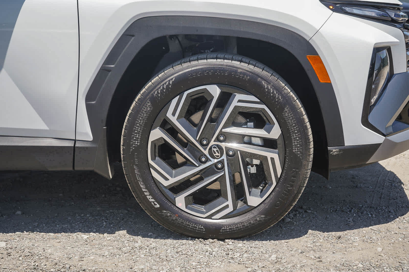 New 2026 Hyundai Tucson SEL Plus FWD image 9