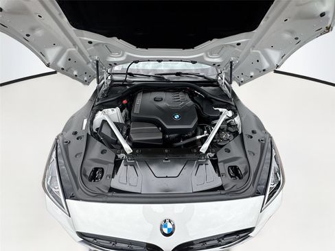 Used 2023 BMW Z4 sDrive30i w/ Premium Package image 27