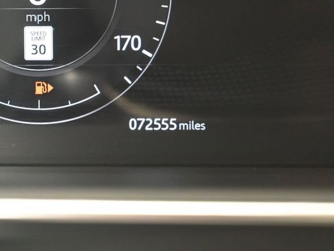 Used 2021 Land Rover Range Rover P525 Westminster Edition image 13