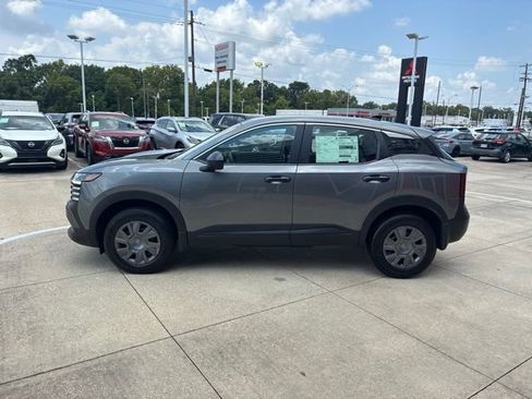 Used 2026 Nissan Kicks S FWD image 4