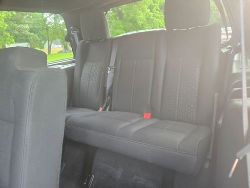 Used 2017 Ford Expedition XLT RWD image 19