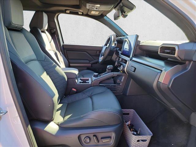 Used 2026 Toyota 4Runner TRD Off-Road Premium w/ Tow Technology Package AWD/4WD image 25