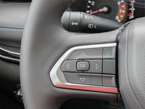 New 2026 Jeep Compass Latitude w/ Sun and Sound Group AWD/4WD image 25