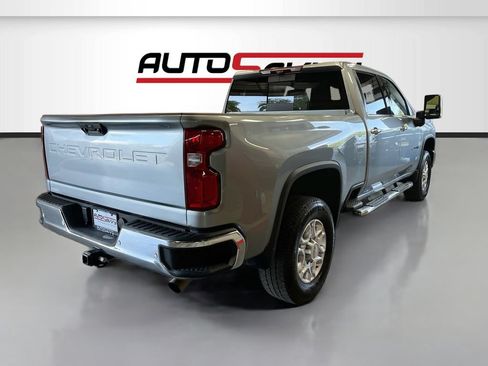 Used 2024 Chevrolet Silverado 2500 LTZ w/ LTZ Premium Package AWD/4WD image 7