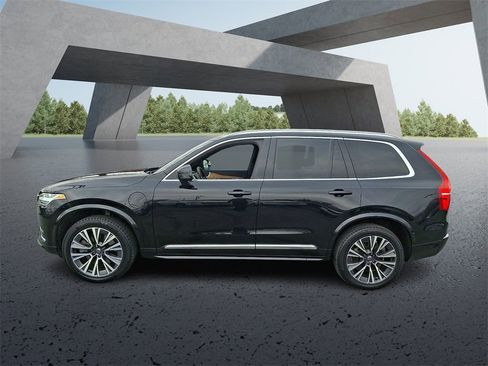Used 2022 Volvo XC90 T8 Inscription Expression image 7