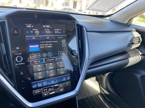 Used 2024 Subaru Crosstrek 2.0i Premium image 14