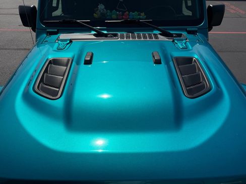 Used 2020 Jeep Wrangler Unlimited Rubicon w/ Steel Bumper Group AWD/4WD image 7