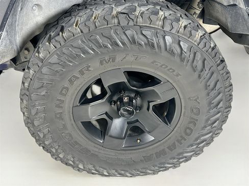 Used 2019 Jeep Wrangler Unlimited Rubicon image 32