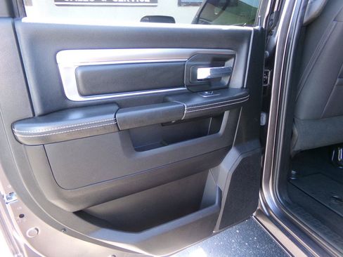 Used 2021 RAM 1500 Classic Warlock AWD/4WD image 36