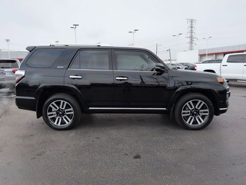 Used 2022 Toyota 4Runner Limited image 6