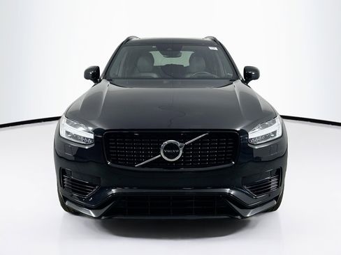 Used 2022 Volvo XC90 T8 R-Design w/ Advanced Package image 2