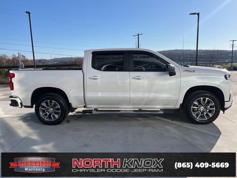 Used 2021 Chevrolet Silverado 1500 RST w/ Z71 Off-Road Package image 20