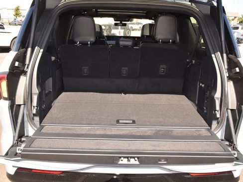 New 2025 Lincoln Navigator L Reserve w/ Jet Appearance Package image 40