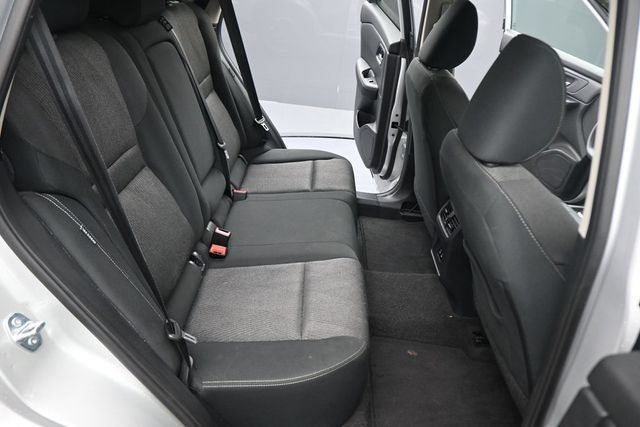 Used 2024 Nissan Rogue SV AWD/4WD image 16